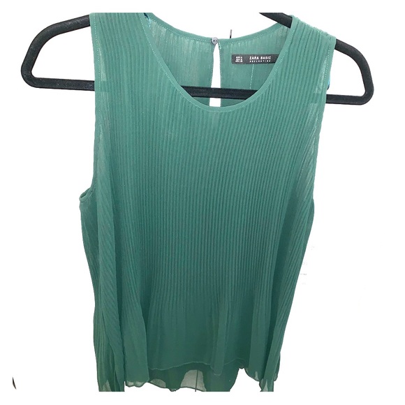 Zara Tops - NWT Green Sleeveless Zara Top - Size M